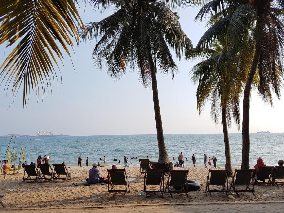 Teluk Batik 17Paradisehome Private Pool Karaoke Snooker Bbq 15Pax Lumut Ngoại thất bức ảnh
