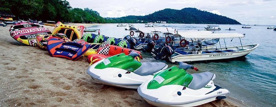 Teluk Batik 17Paradisehome Private Pool Karaoke Snooker Bbq 15Pax Lumut Ngoại thất bức ảnh
